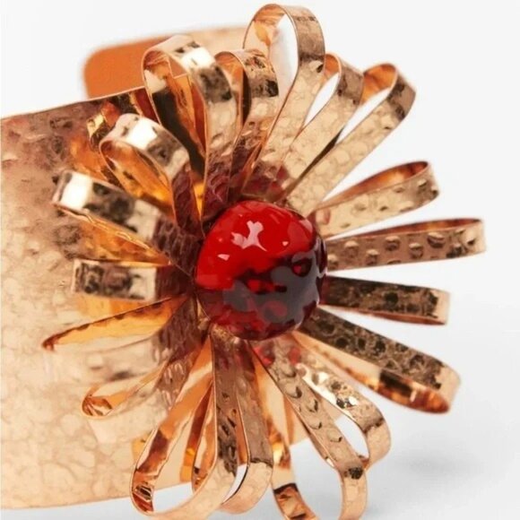 ✨ Zara Resin Flower Bracelet ✨ Nwt - Picture 4 of 11